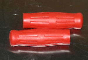 Vintage Style Football Grips for the Triumph Bonneville, T100, America, Speedmaster, Rocket III and Thruxton with 1 Bars