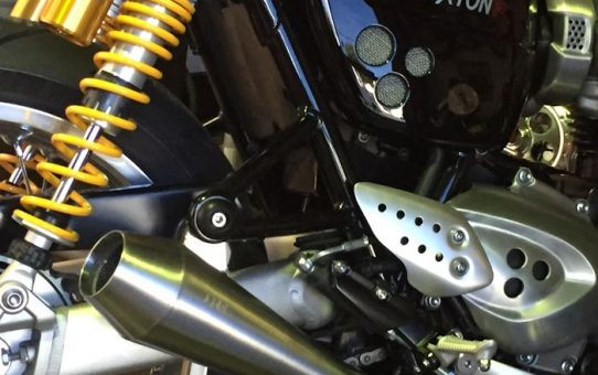 Dominator Shorty Performer Exhaust Water Cooled 2016+ Triumph 1200 and Thruxton 1200 R